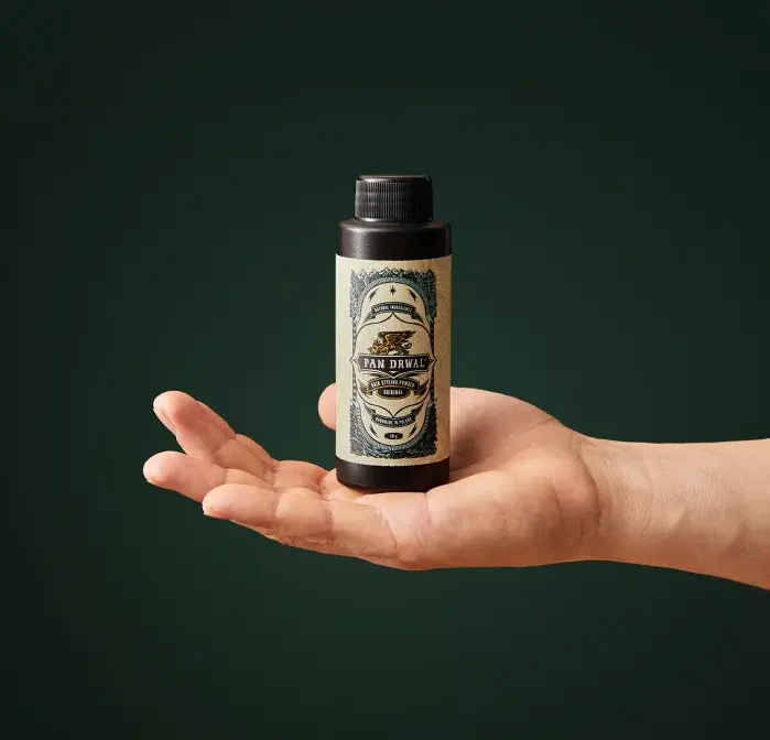 Ekspozycja produktu Pan Drwal na ręce